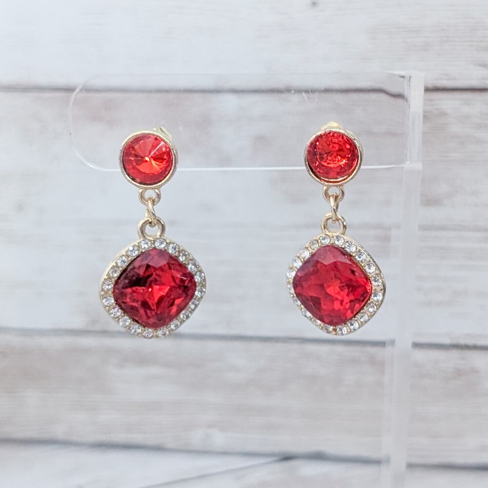 Vintage Stud Earrings Stylish & Elegant Red & Clear Gem, Gold Tone Dangle